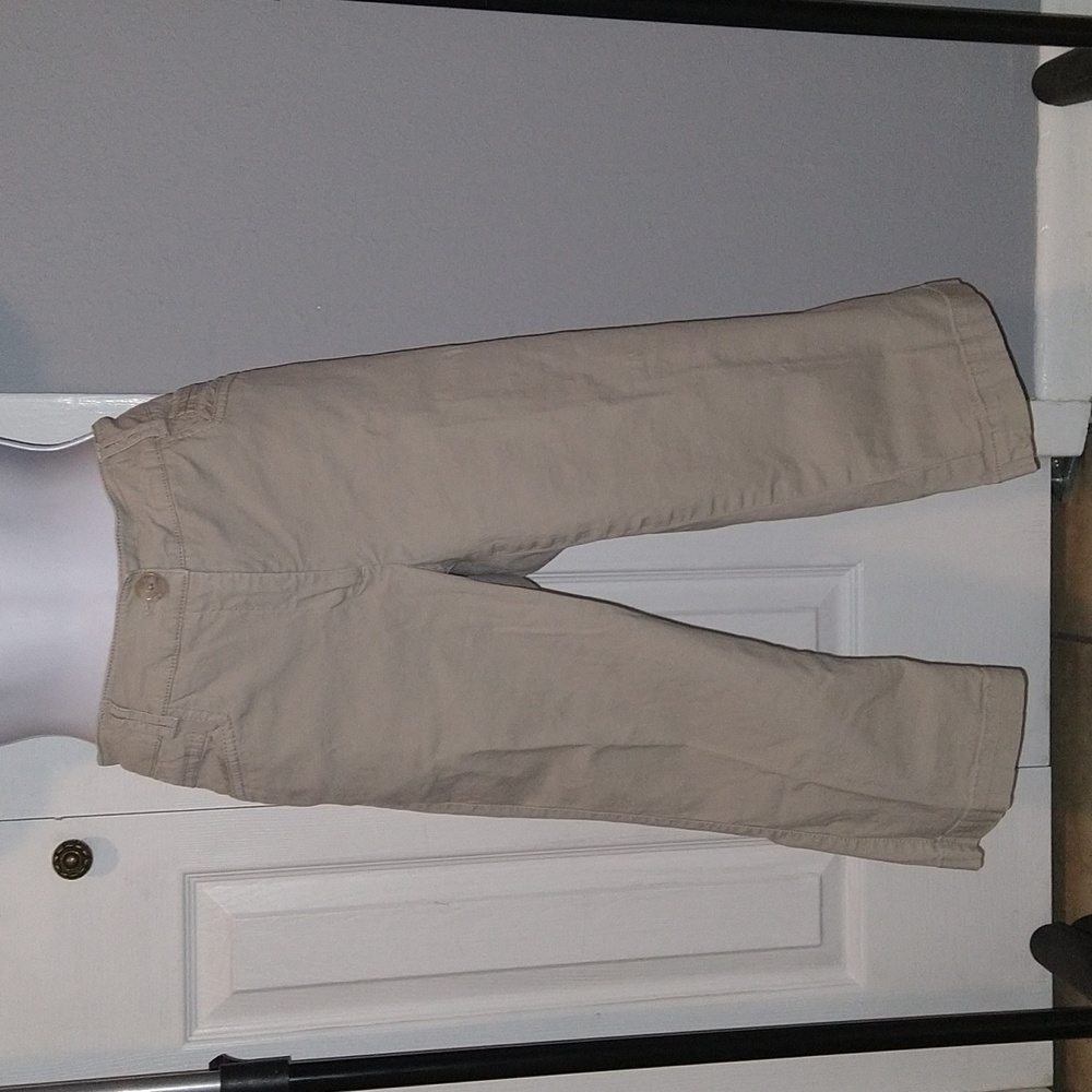 Khaki Capri
